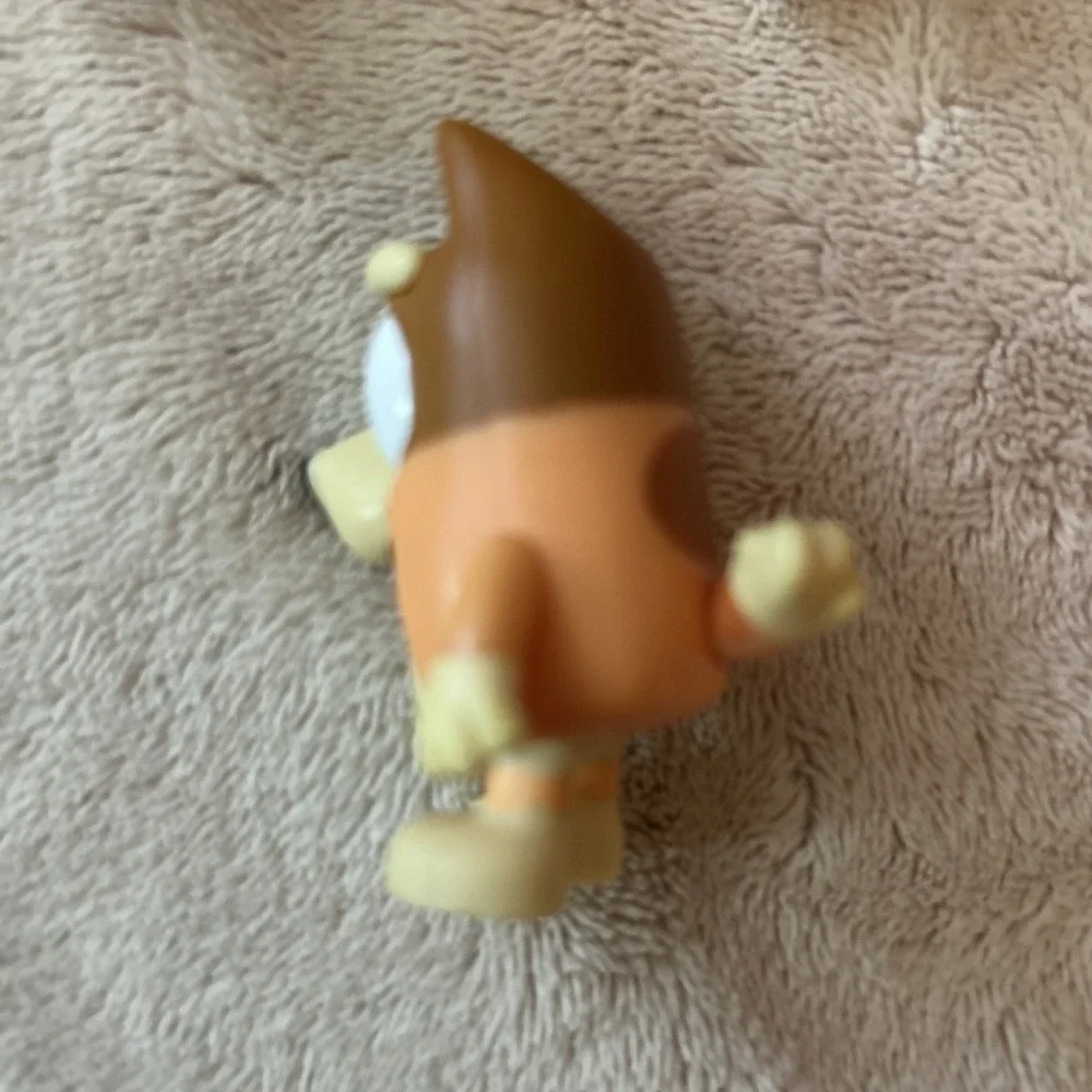 Bluey Friend Bingo‎ Dog Action Figure Replacement Figure 2 Inch Brown & Tan